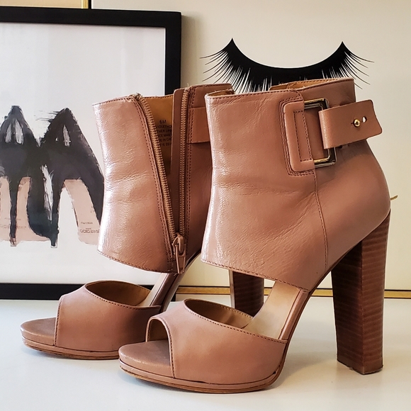 SOLD: Nine West Sandals - Picture 3 of 4